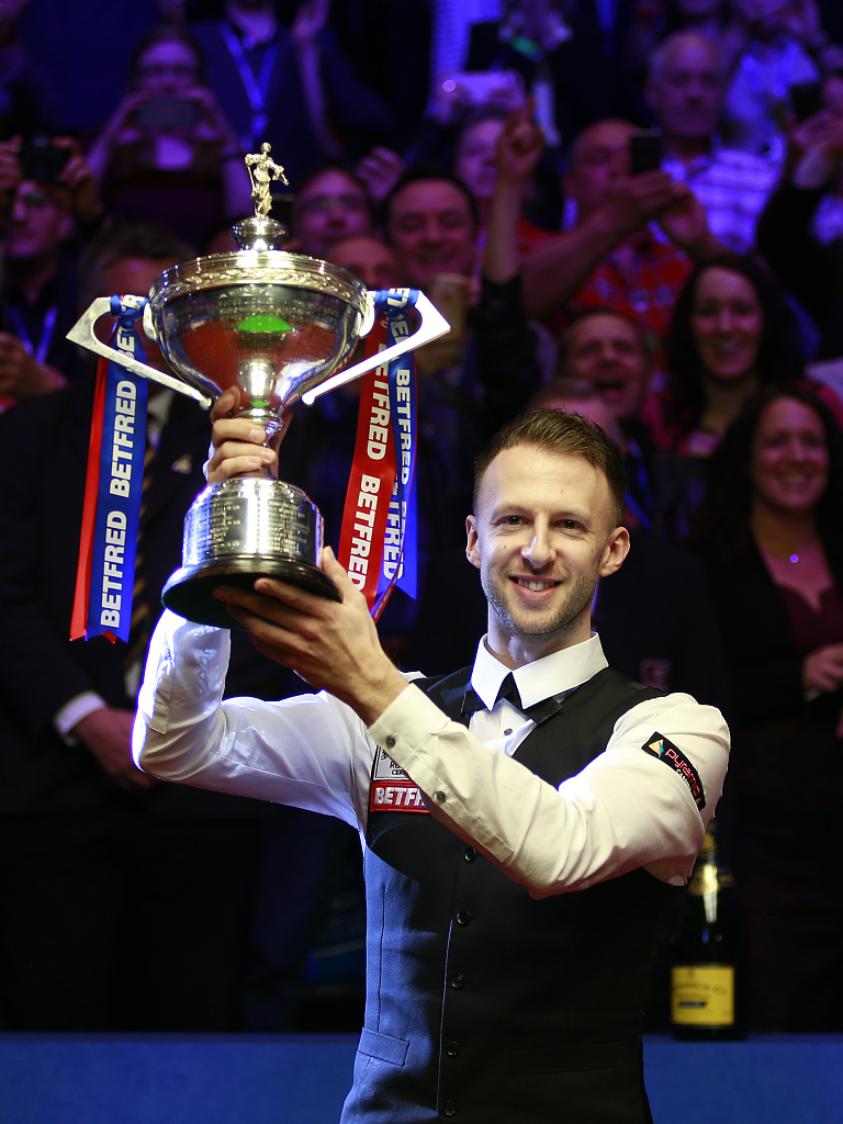 正是这种坚 正是这种坚