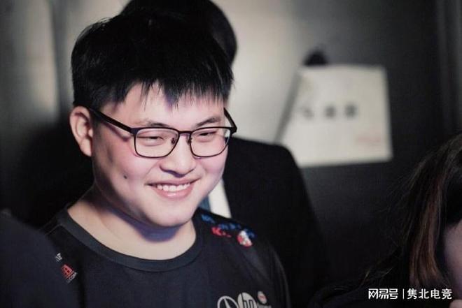 他学会了在 他学会了在